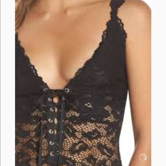 NWT FREE PEOPLE ”Gazey Eyes” Lace Thong Bodysuit - Picture 7 of 9